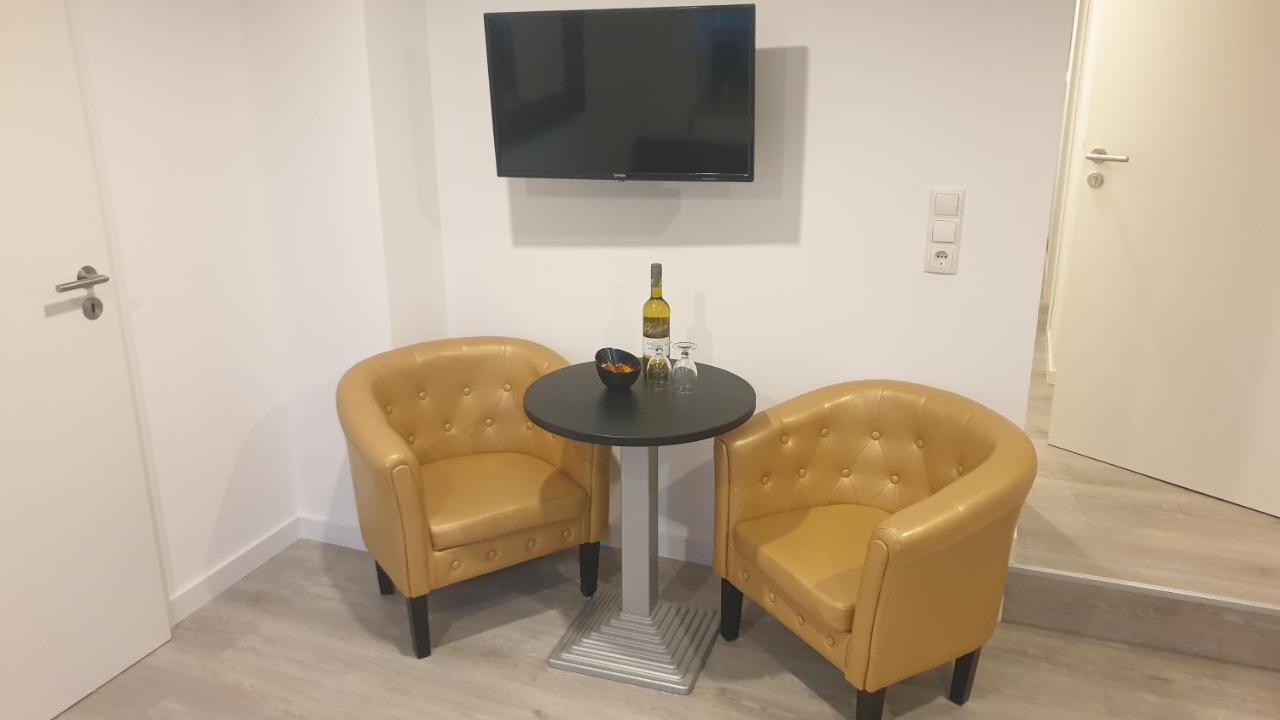 Apartment Buehl, Zentral Und Ruhig, Soutterain Buehl