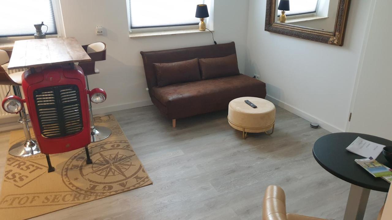 Buehl, Zentral Und Ruhig, Soutterain Apartment Buehl